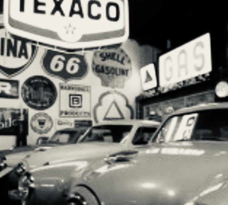 mike-fuller-auto-gas-museum-photo